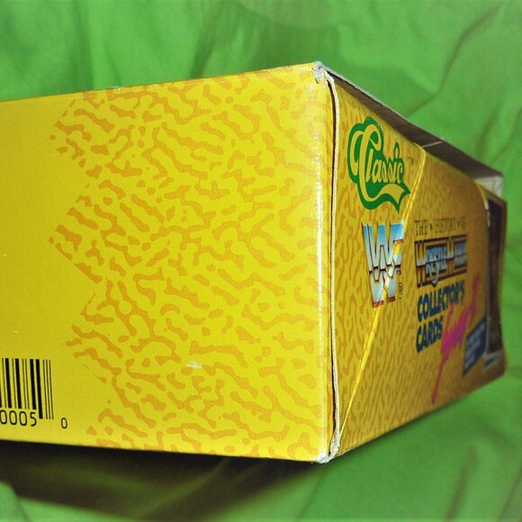 Classic WWF Wrestlemania Series II 34 sealed packs & box vintage wrestling cards - Picture 6 of 6